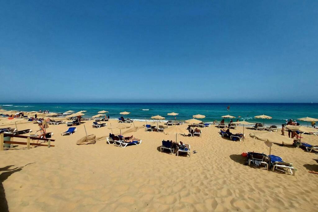 Apartament Amplio En La Playa Del Esquinzo *